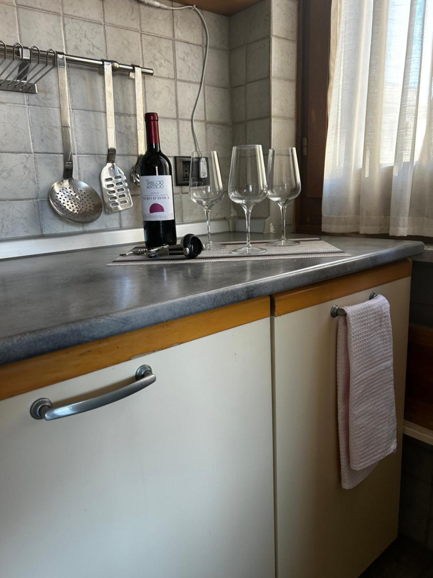 Apartamento La Finestra Su San Pietro Terrace And View Roma Exterior foto